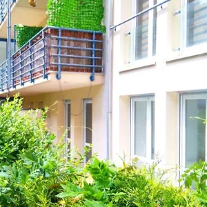 Sonnige Im Zentrum Mit Terrasse U Tiefgarage - Netflix & Prime Appartement