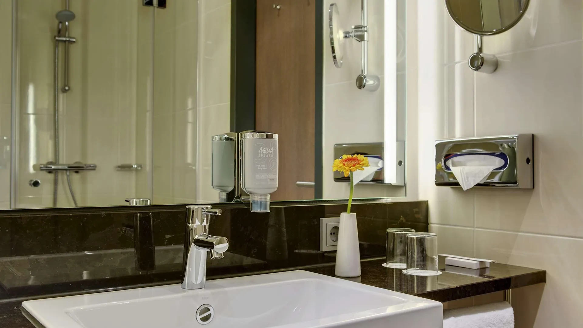 **** Hotel Intercityhotel Leipzig Germany